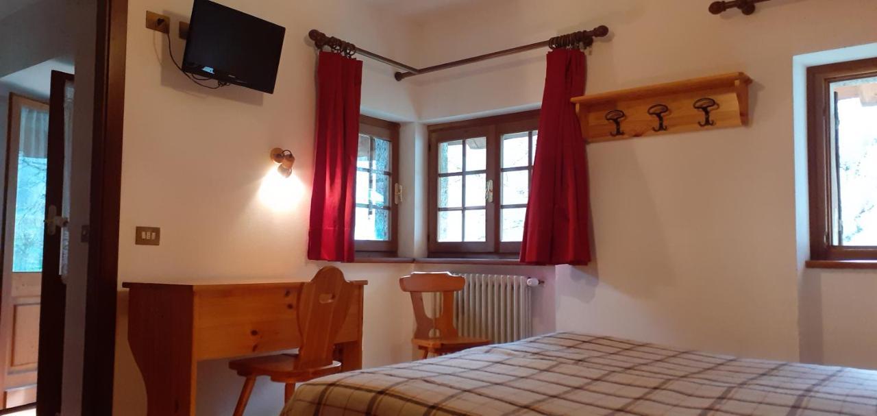 Hotel Cristallo Macugnaga Esterno foto