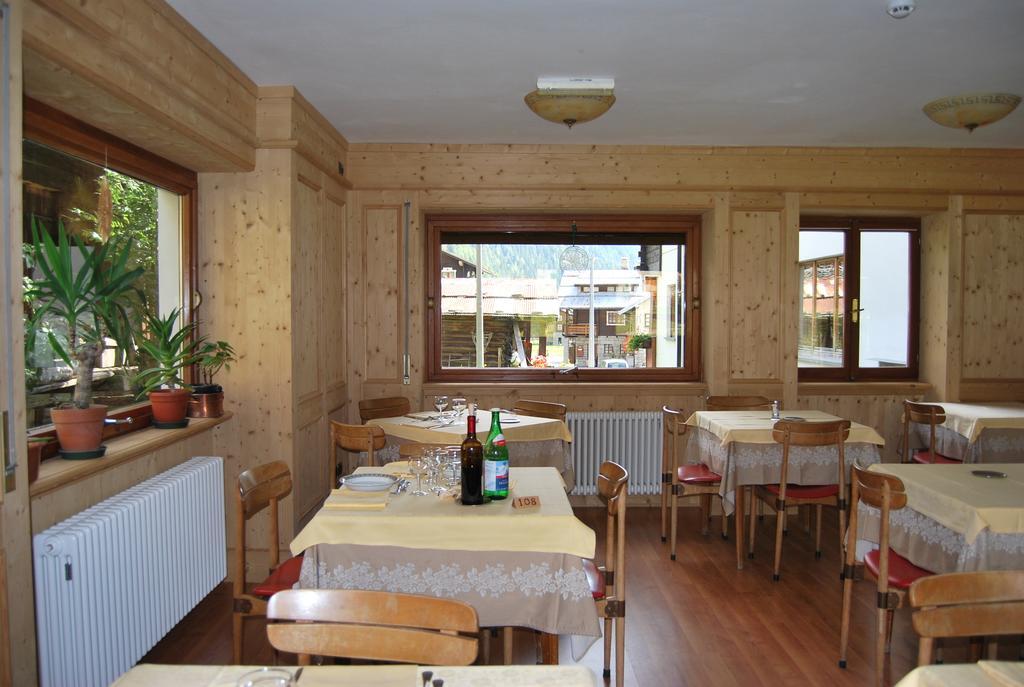 Hotel Cristallo Macugnaga Esterno foto