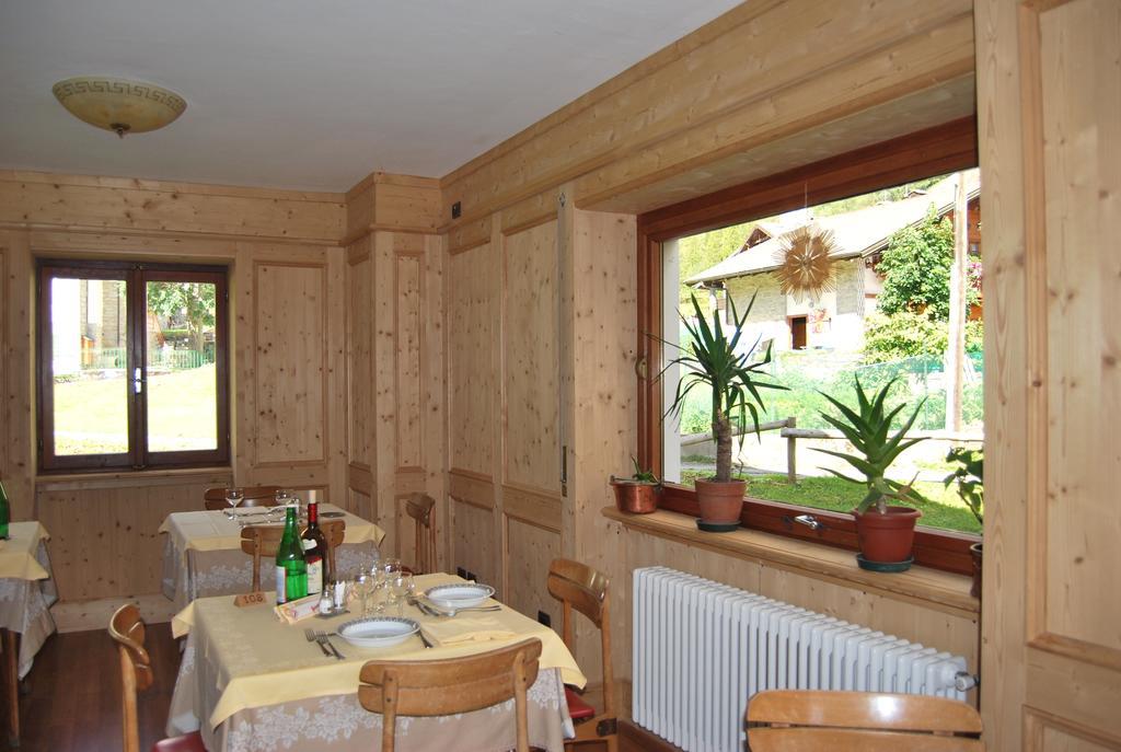 Hotel Cristallo Macugnaga Esterno foto